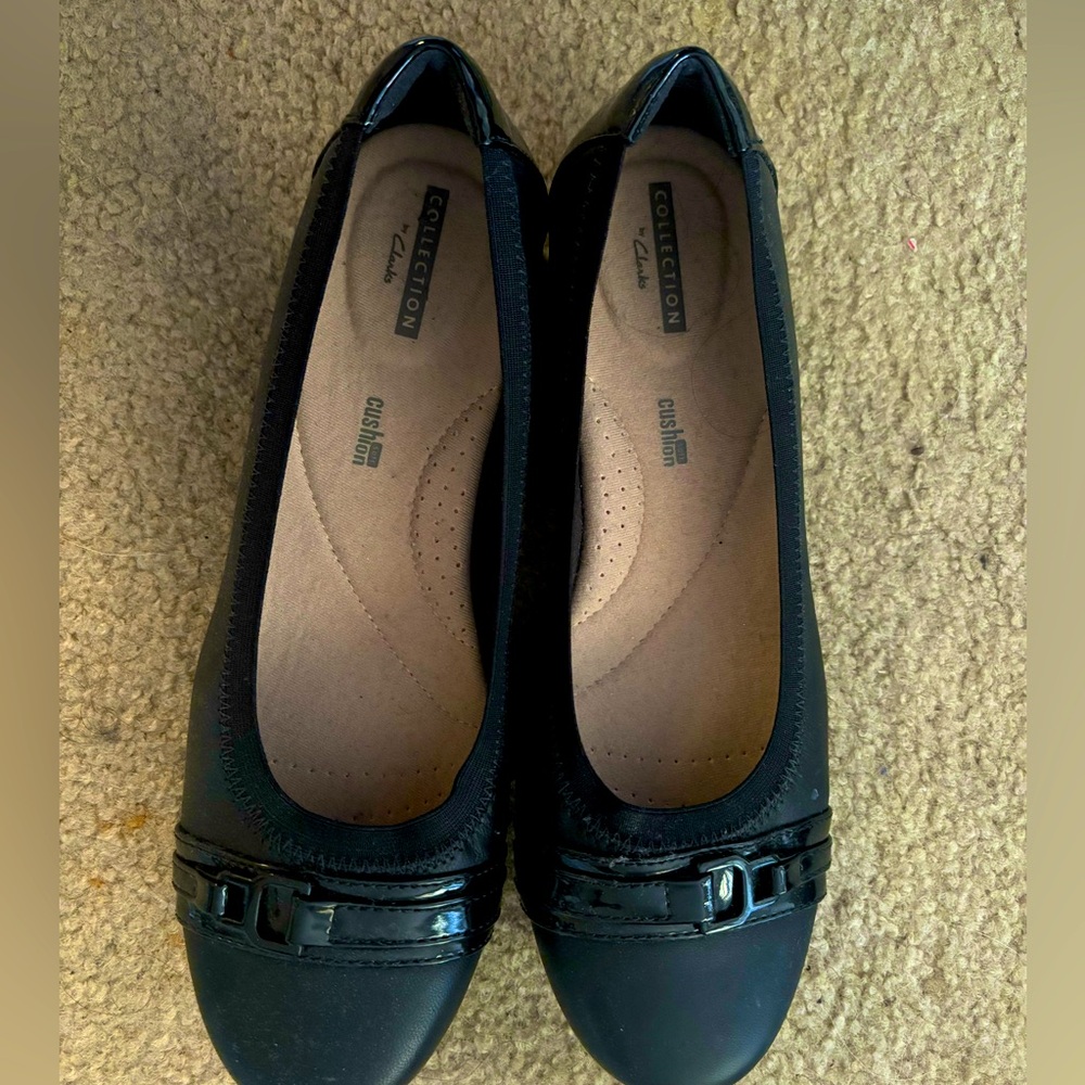 Brand New Clarks Flats